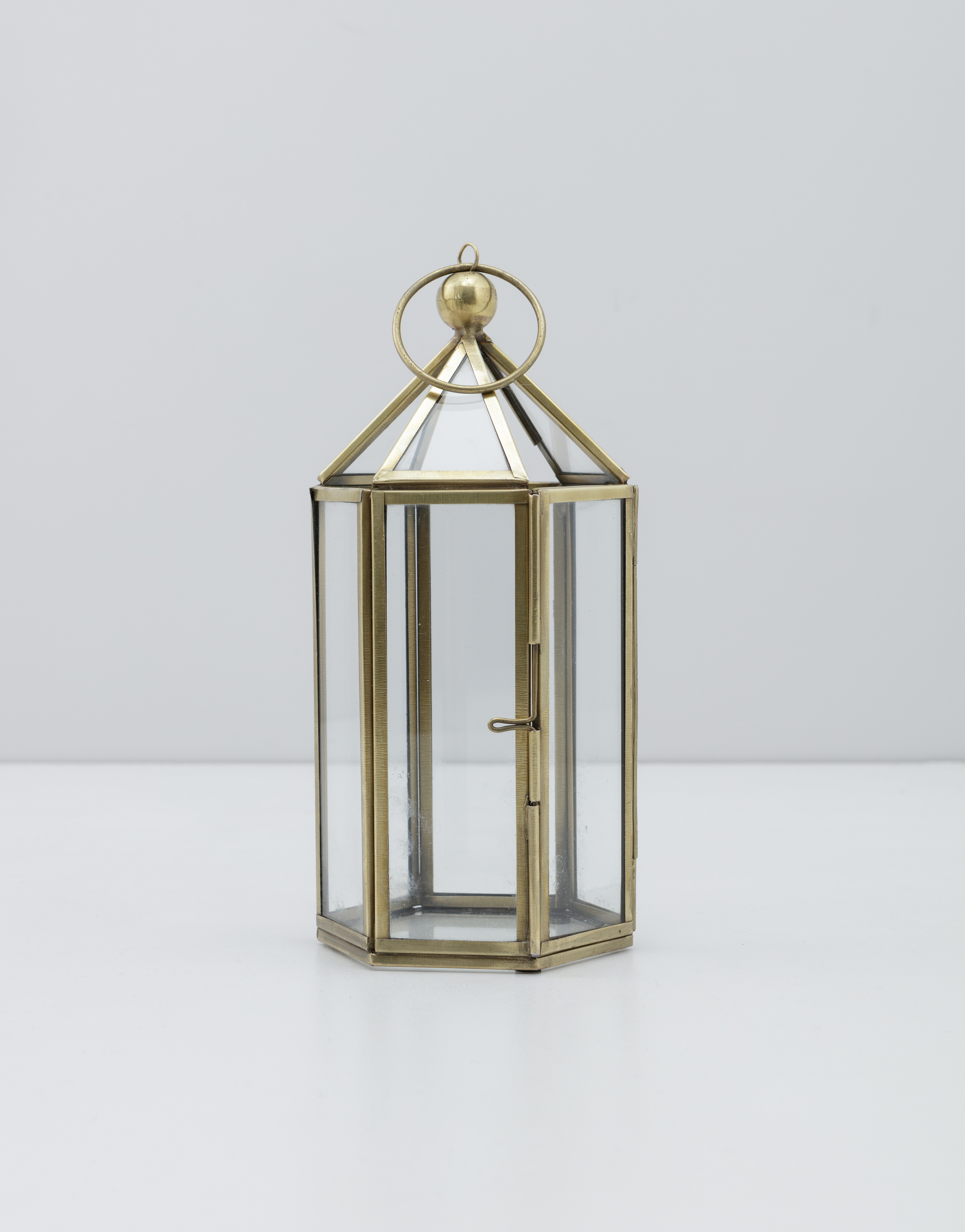 Small brass lantern Image 0