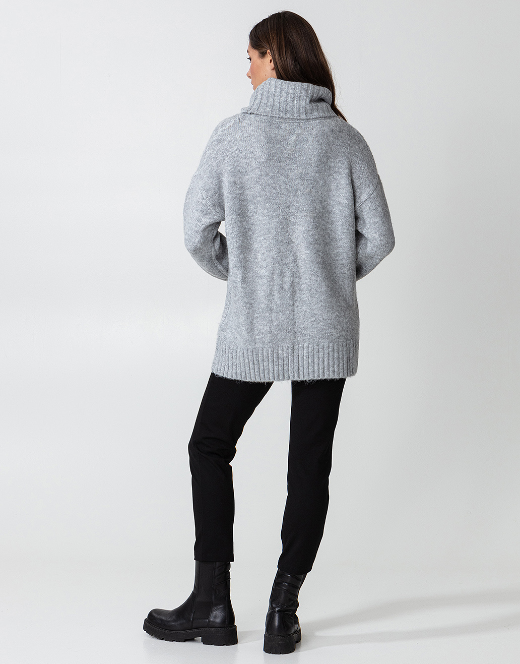 Heavy knitted roll-neck sweater thumbnail 5