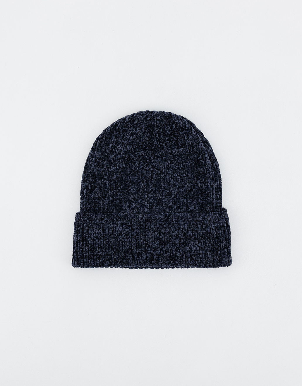 Solid chenille hat