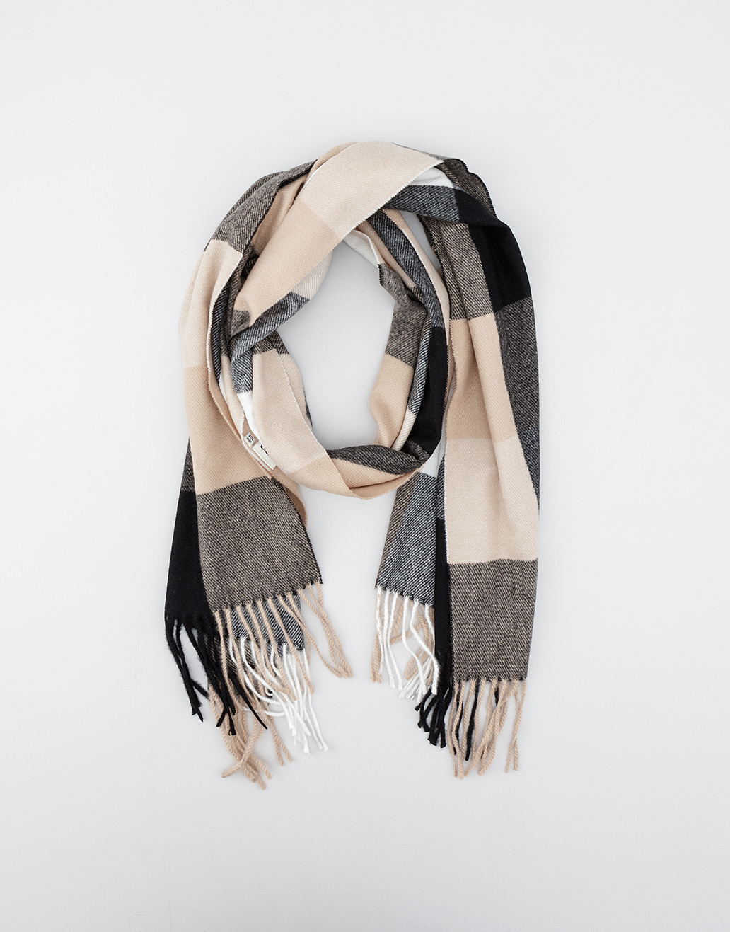 Checkered scarf Image 0