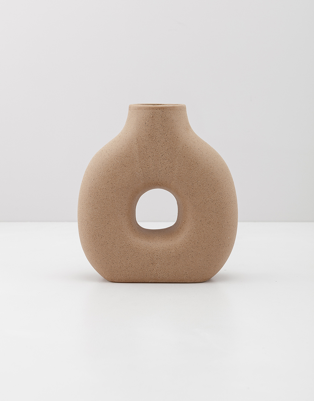 Beige stoneware vase Image 0
