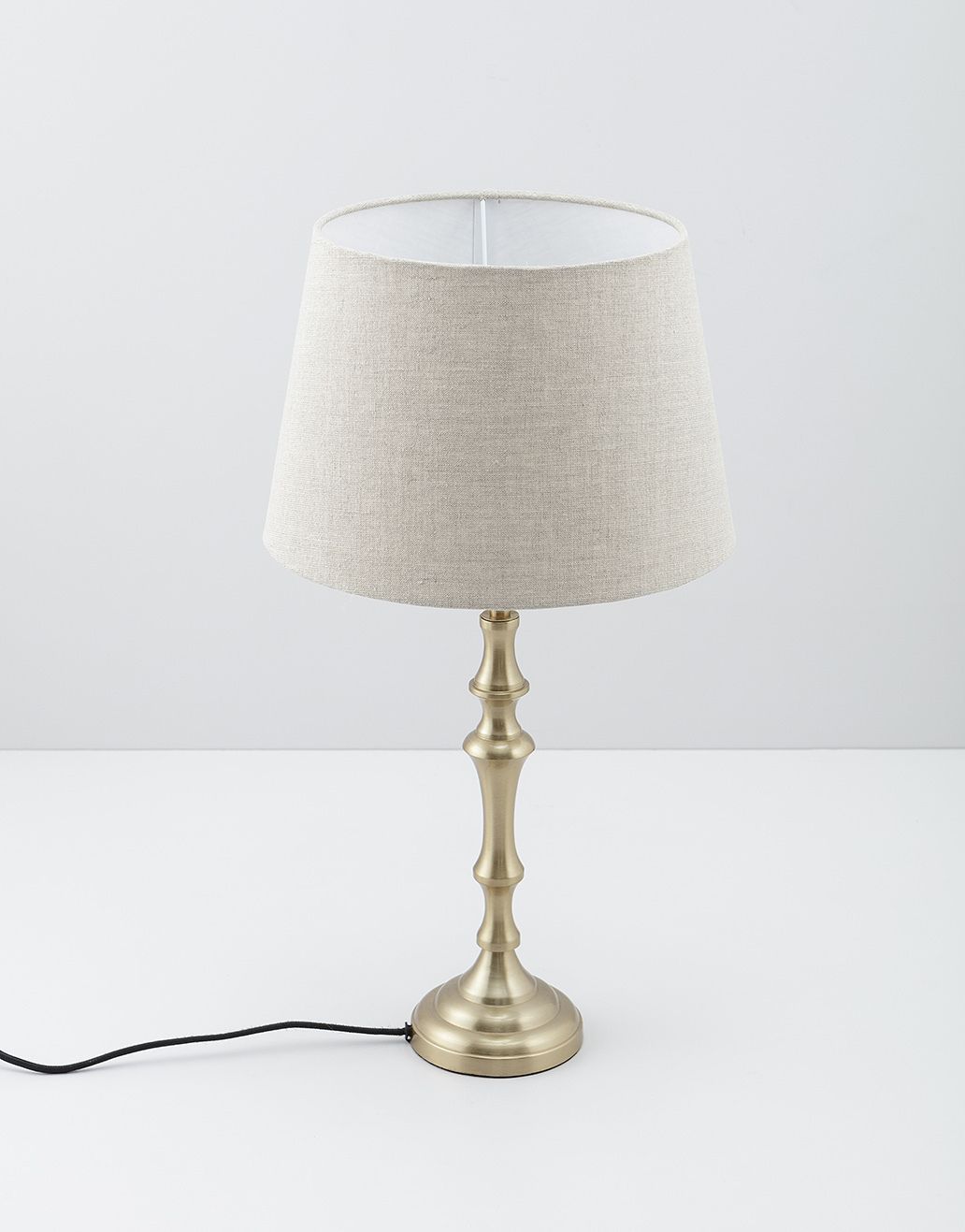 White cotton lampshade Image 0