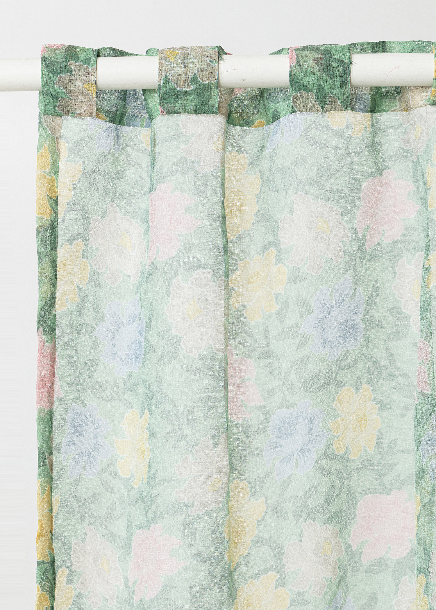Patterned curtains thumbnail 3