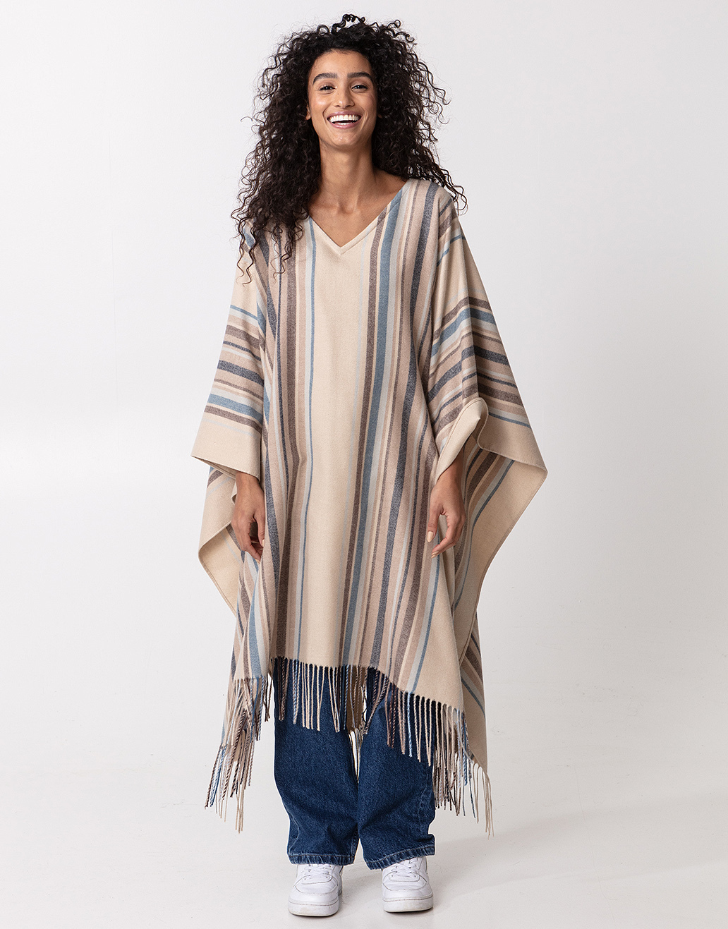 Striped poncho with fringes thumbnail 2