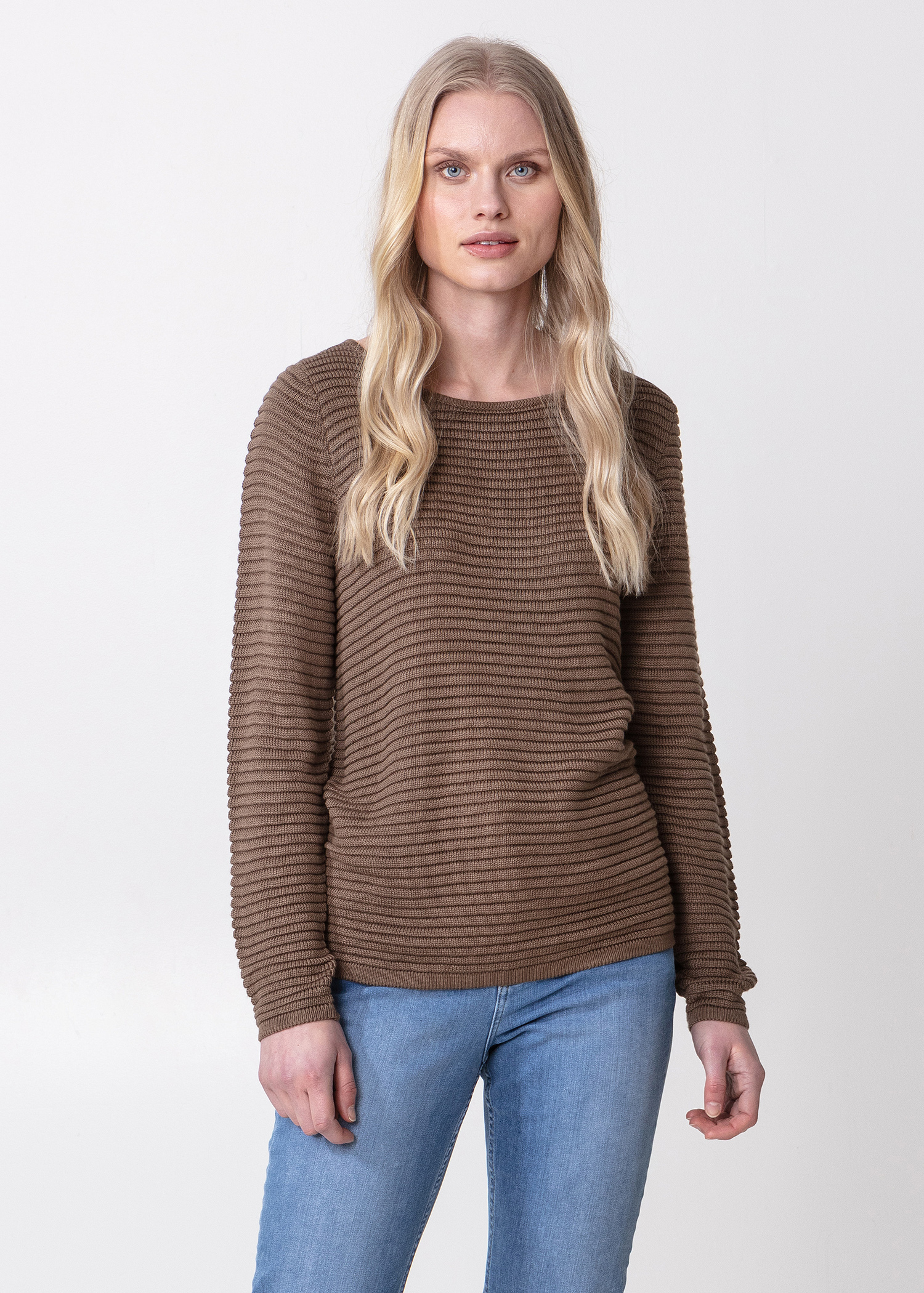 Solid knitted rib sweater Image 0