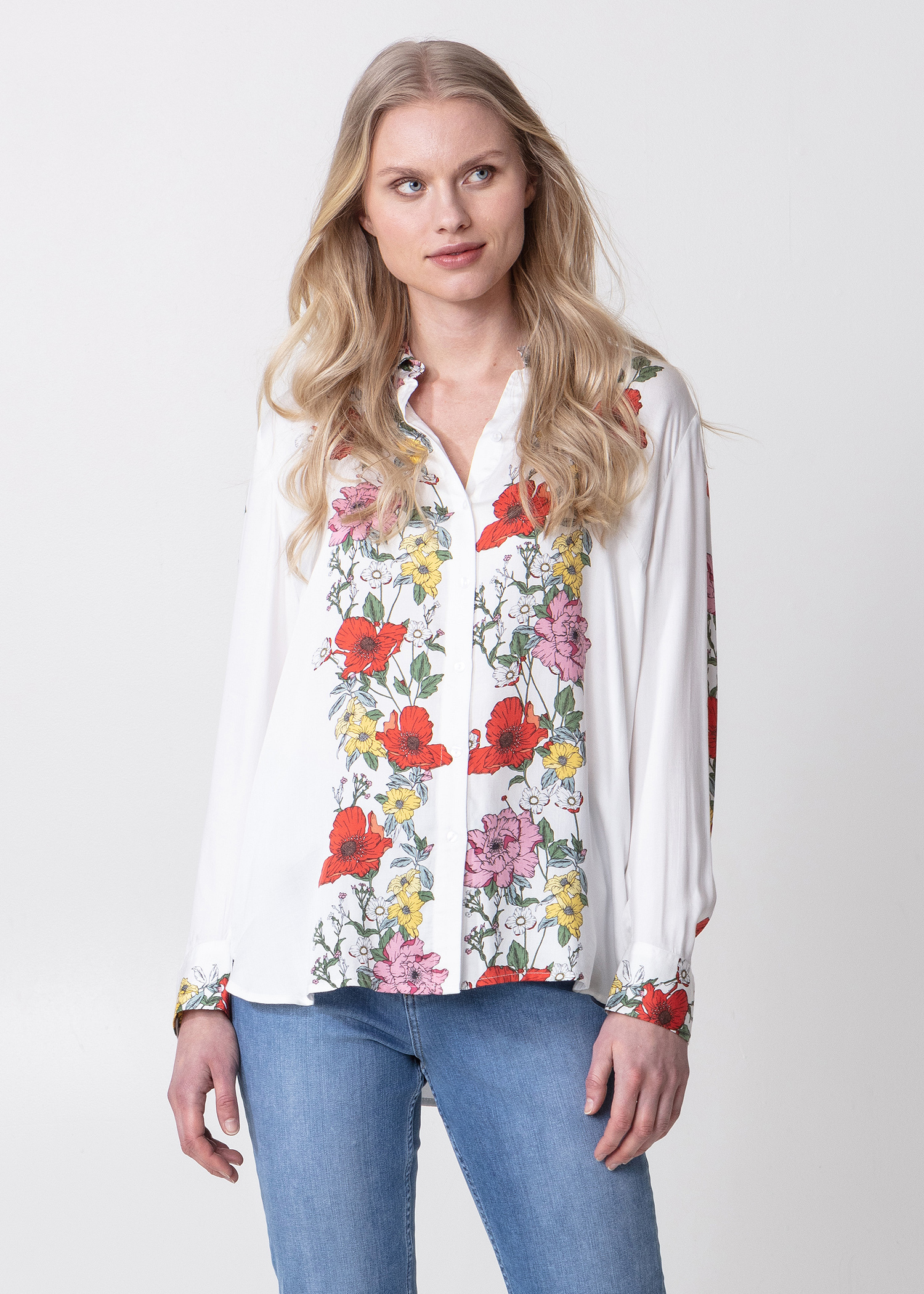 Floral patterned blouse Image 0