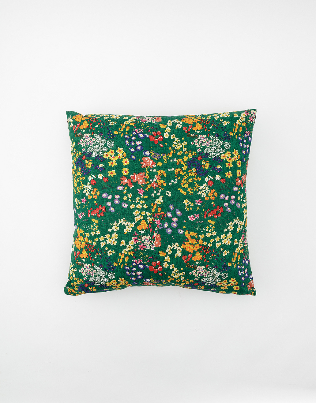 Floral patterned cushion Image 0