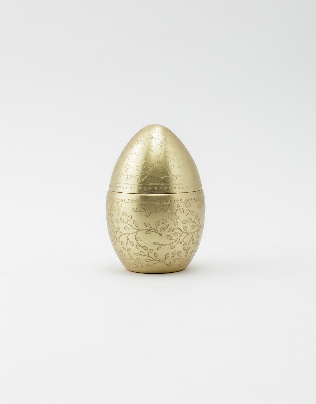 Stående ägg i metall Image 0