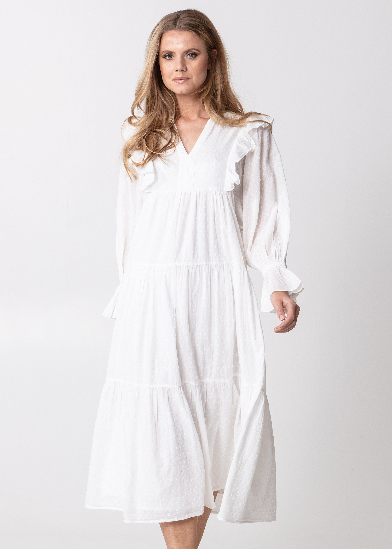 White ruffle maxi dress Image 0