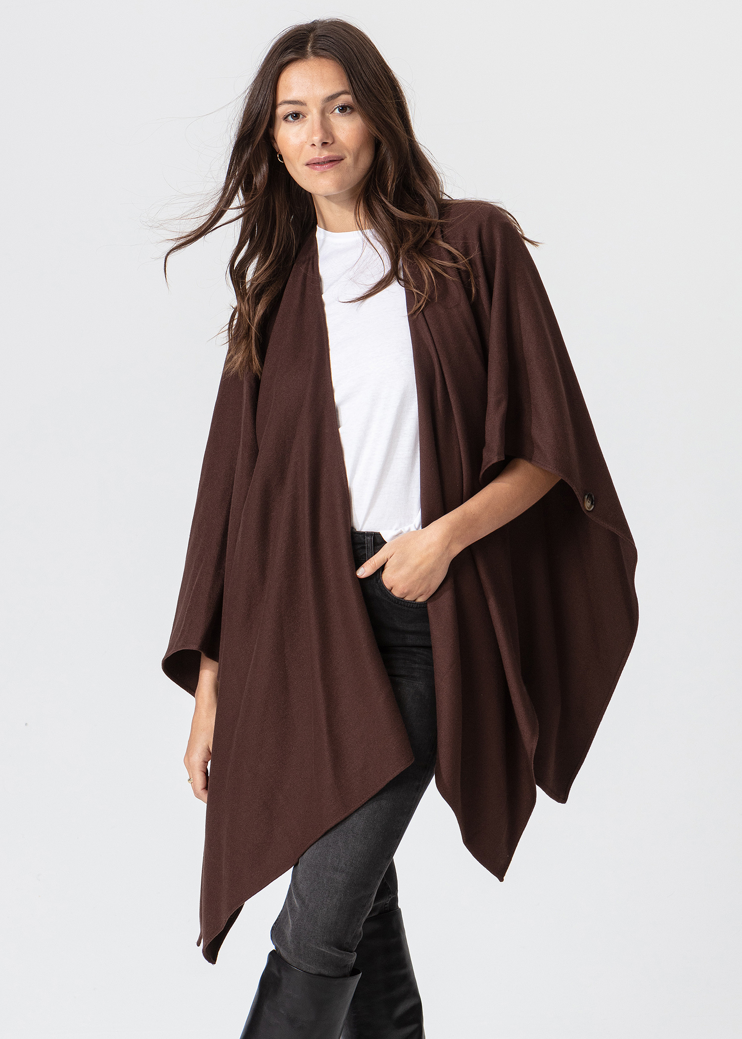 Solid poncho Image 0