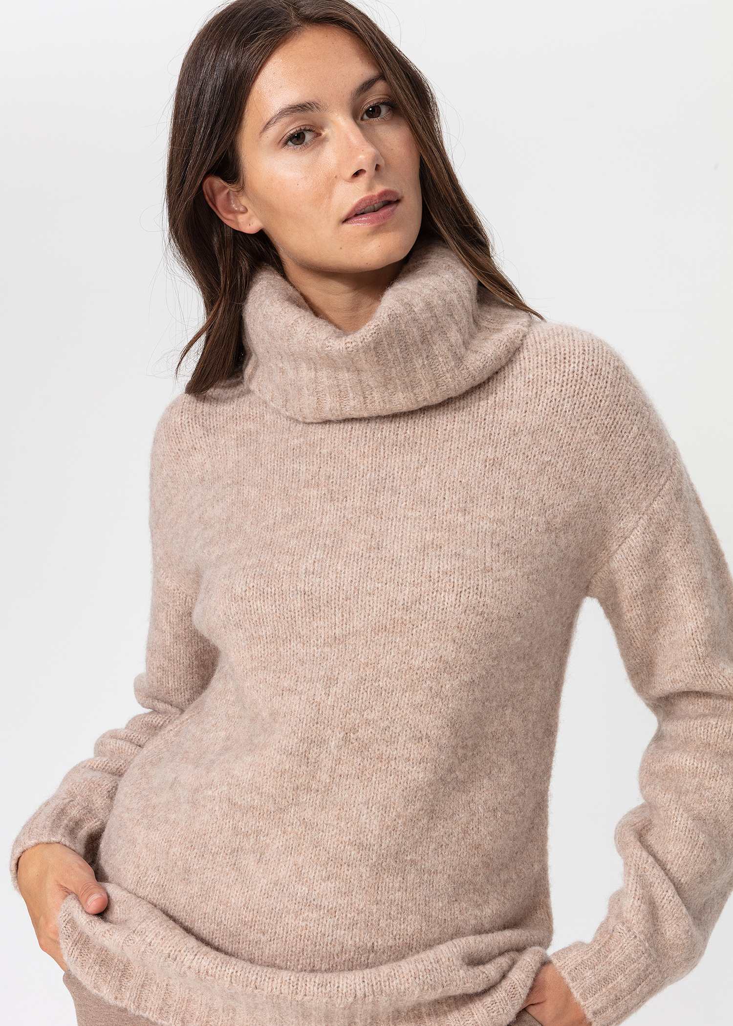 Heavy knitted roll-neck sweater Image 0