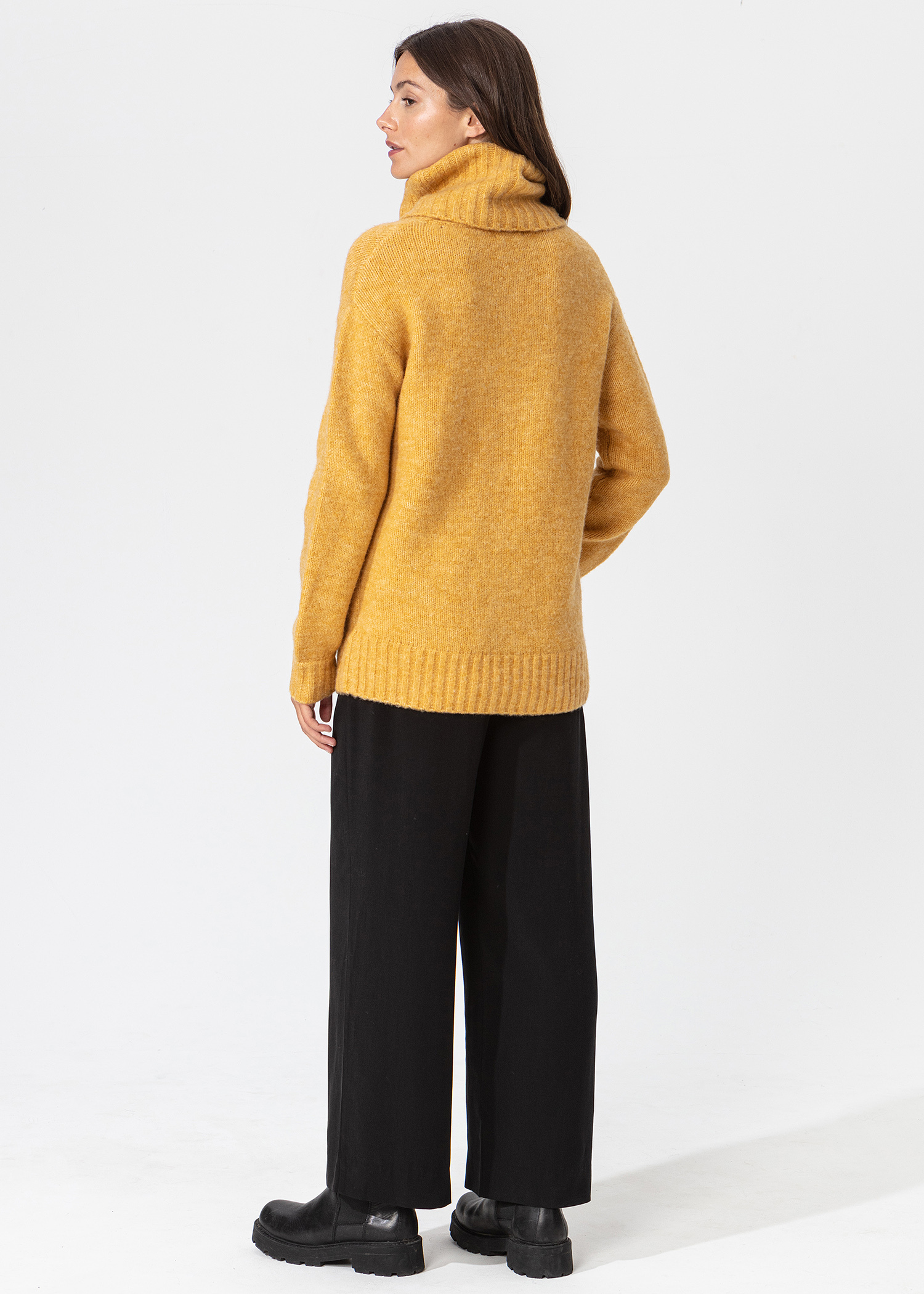 Heavy knitted roll-neck sweater thumbnail 3