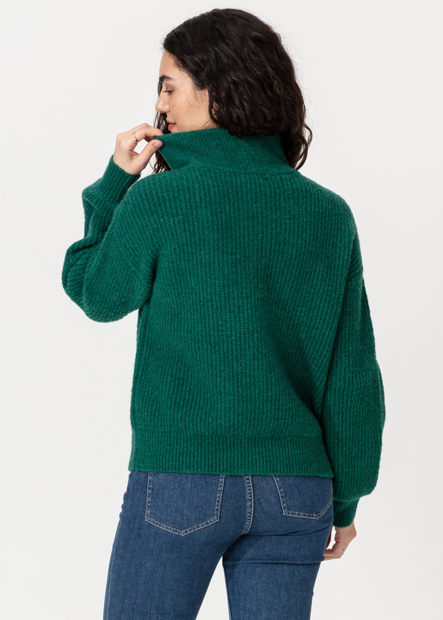 Green knitted sweater thumbnail 6