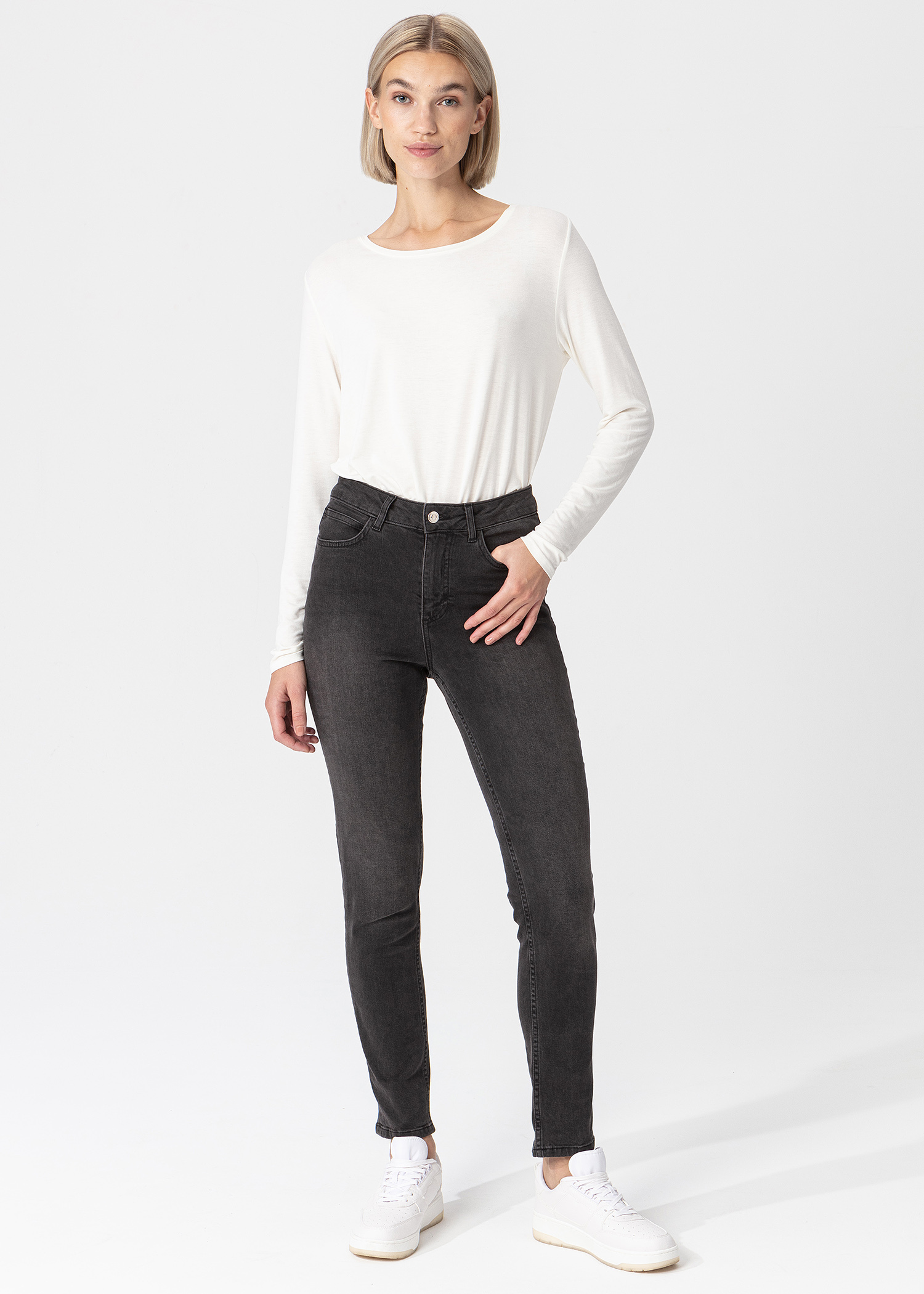 Jeans med smal passform Image 0