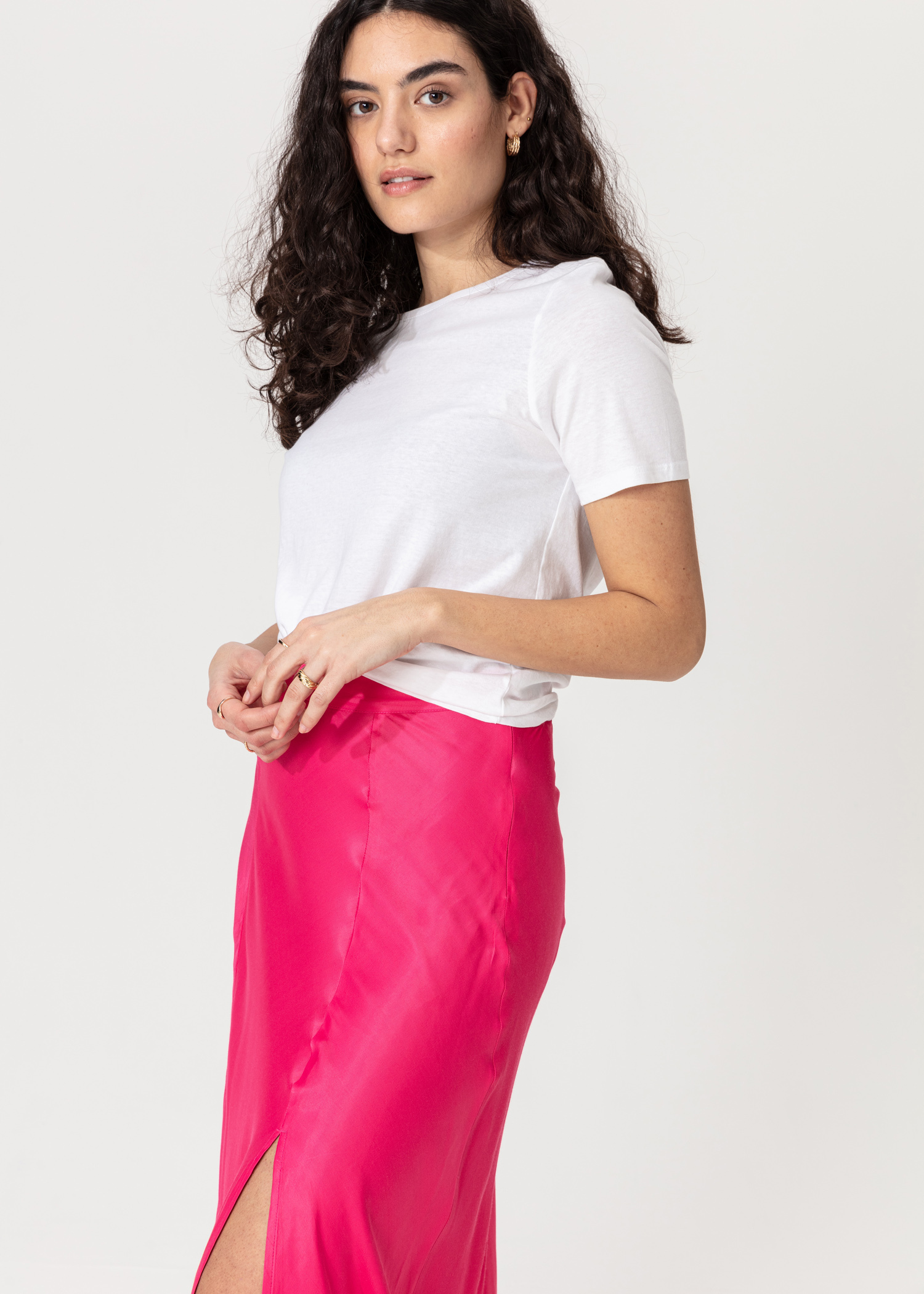 Pink skirt with slit thumbnail 0