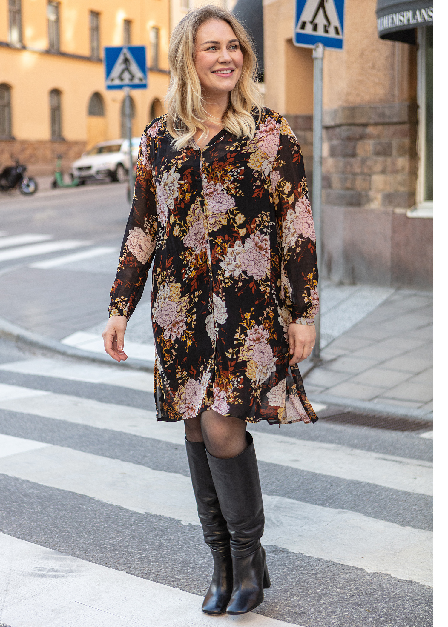 Patterned sheer buttoned tunic thumbnail 1