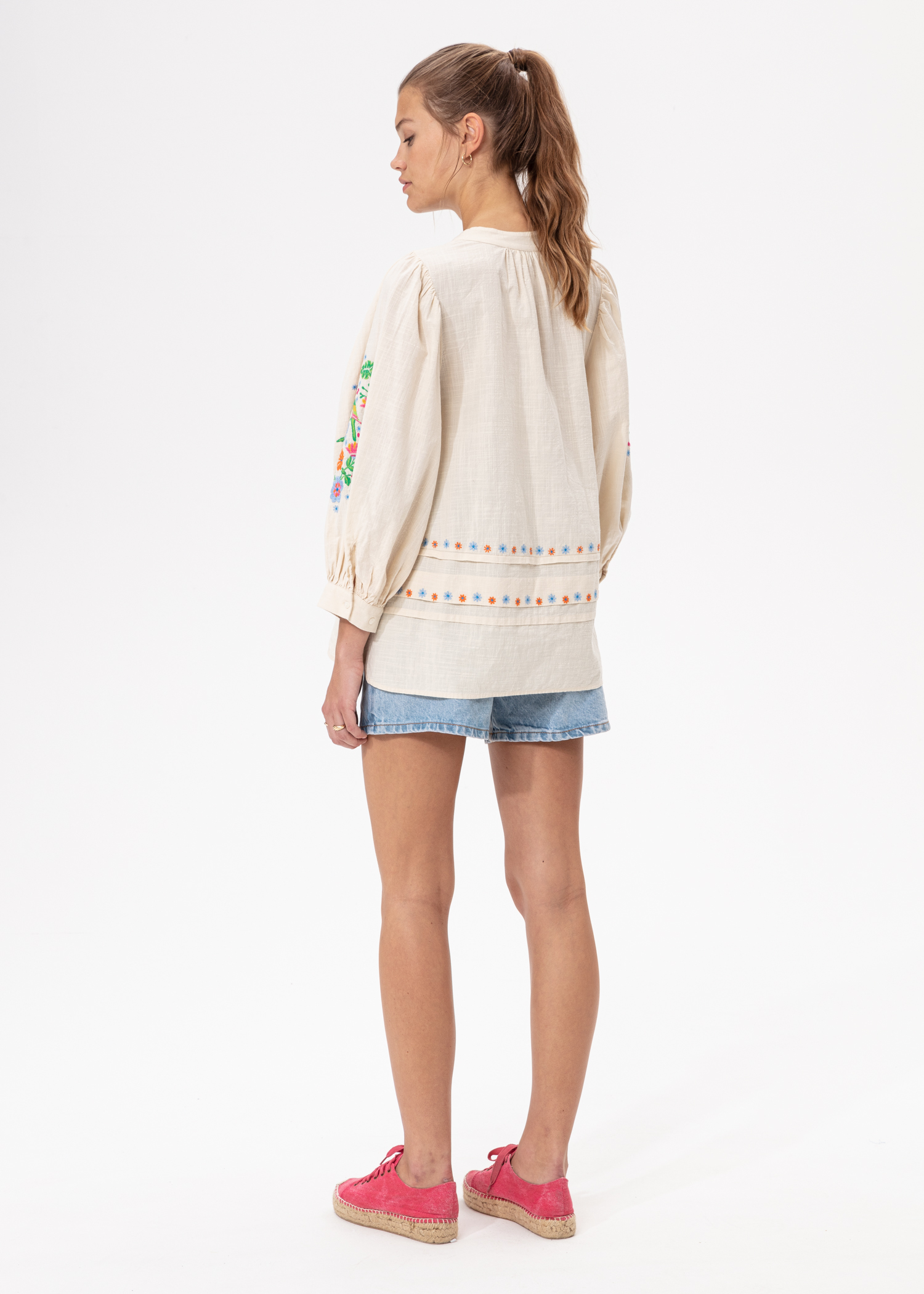 Embroidered long sleeved blouse thumbnail 7