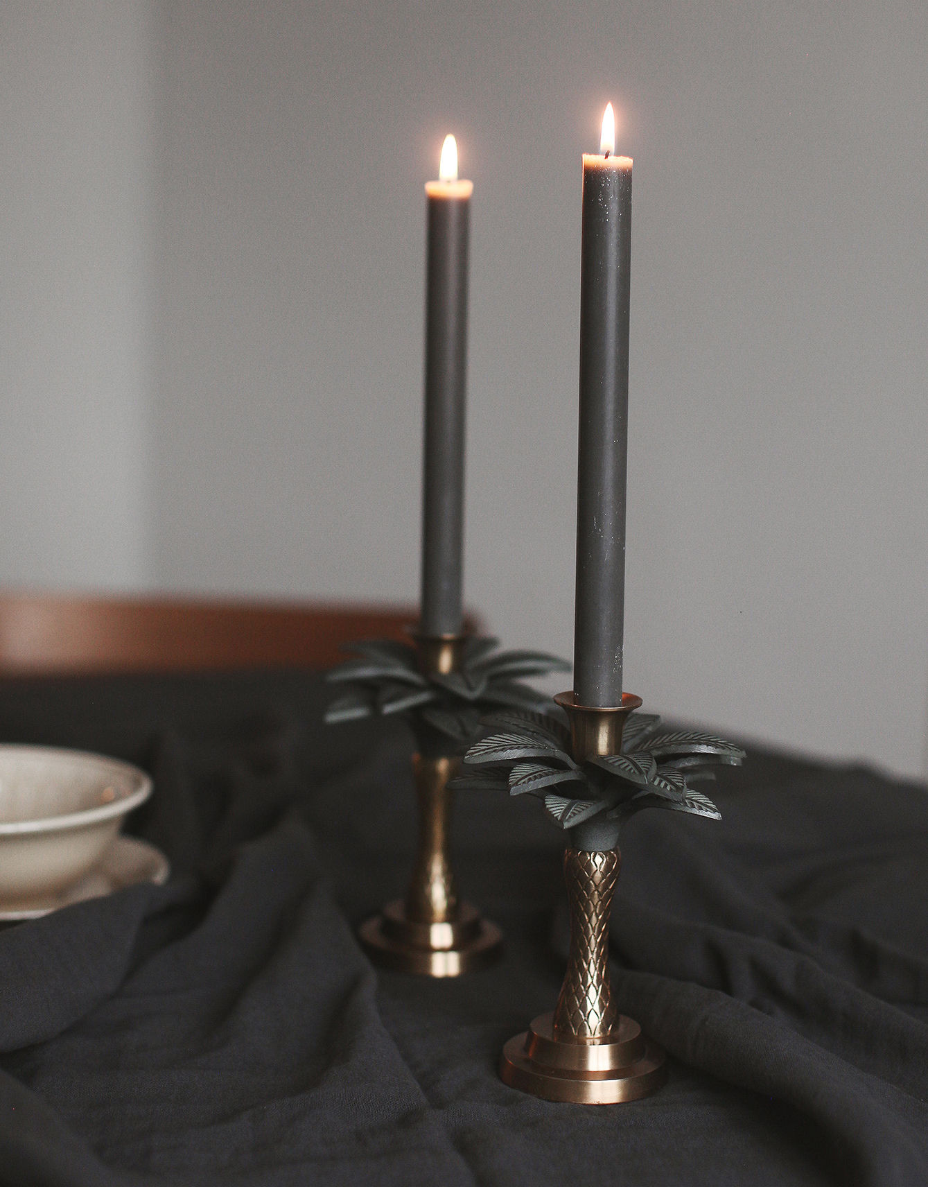 Palm candle holder thumbnail 2