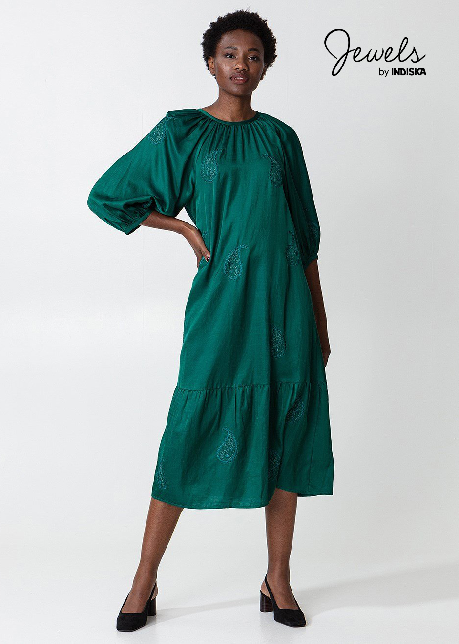 Pallohihainen smaragdinvihreä mekko thumbnail 1